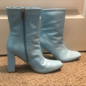 Baby blue Go-go boots. Size 7. Only worn twice